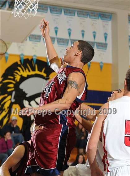 Thumbnail 1 in Union Mine vs. Bella Vista (Trojan Toss-Up) photogallery.