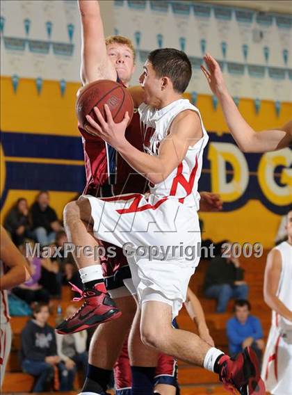 Thumbnail 3 in Union Mine vs. Bella Vista (Trojan Toss-Up) photogallery.