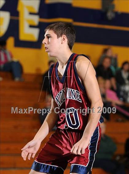 Thumbnail 3 in Union Mine vs. Bella Vista (Trojan Toss-Up) photogallery.