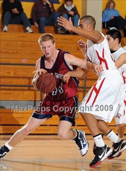 Thumbnail 1 in Union Mine vs. Bella Vista (Trojan Toss-Up) photogallery.