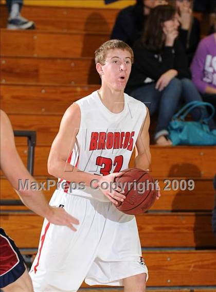 Thumbnail 2 in Union Mine vs. Bella Vista (Trojan Toss-Up) photogallery.
