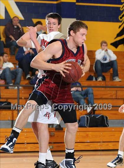 Thumbnail 3 in Union Mine vs. Bella Vista (Trojan Toss-Up) photogallery.