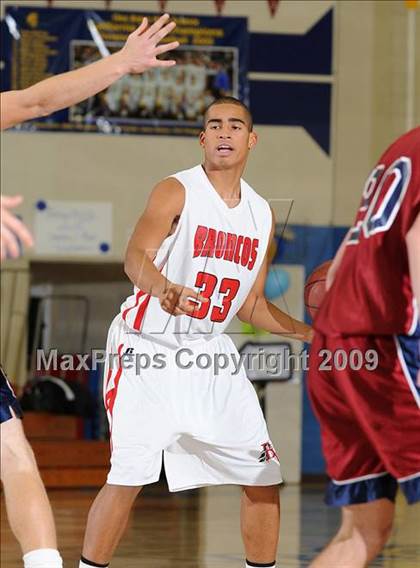 Thumbnail 1 in Union Mine vs. Bella Vista (Trojan Toss-Up) photogallery.