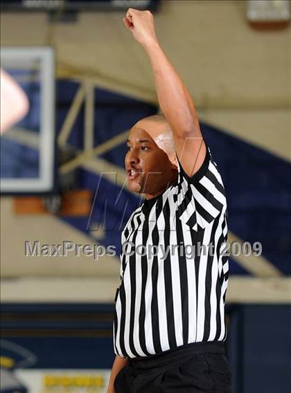 Thumbnail 2 in Union Mine vs. Bella Vista (Trojan Toss-Up) photogallery.
