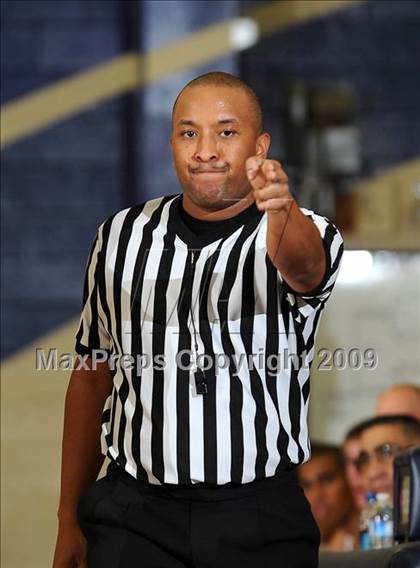 Thumbnail 2 in Union Mine vs. Bella Vista (Trojan Toss-Up) photogallery.