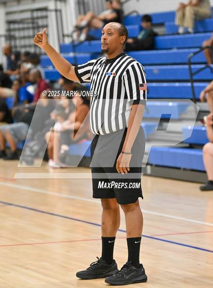 Thumbnail 1 in Cherokee Trail vs. Hobbs (Section 7) photogallery.