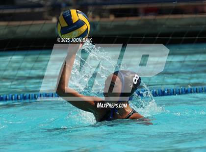 Thumbnail 3 in Davis Sr. vs Las Lomas (Acalanes Invitational) photogallery.