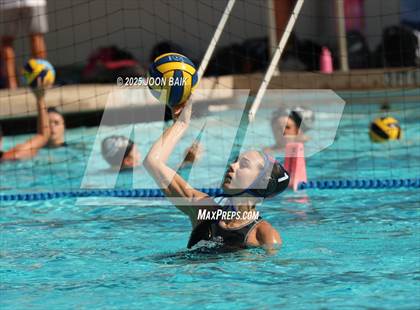 Thumbnail 2 in Davis Sr. vs Las Lomas (Acalanes Invitational) photogallery.