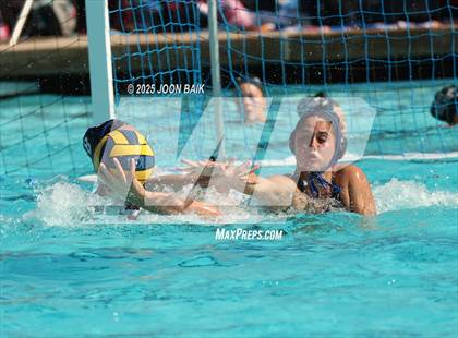Thumbnail 2 in Davis Sr. vs Las Lomas (Acalanes Invitational) photogallery.