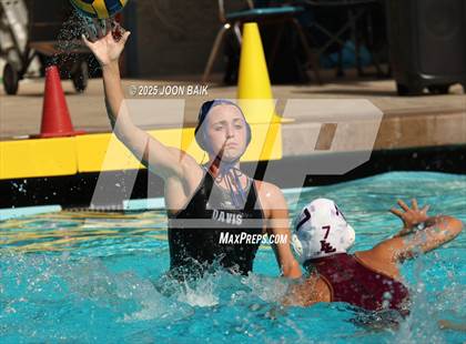 Thumbnail 3 in Davis Sr. vs Las Lomas (Acalanes Invitational) photogallery.