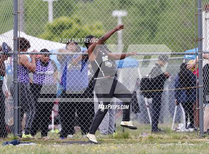 Thumbnail 1 in Southeastern District Meet #2 (Pole Vault/Discus) photogallery.