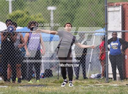 Thumbnail 1 in Southeastern District Meet #2 (Pole Vault/Discus) photogallery.