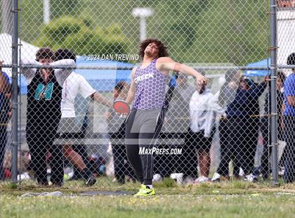Thumbnail 3 in Southeastern District Meet #2 (Pole Vault/Discus) photogallery.