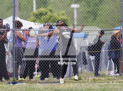 Thumbnail 3 in Southeastern District Meet #2 (Pole Vault/Discus) photogallery.