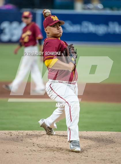 Thumbnail 2 in Monte Vista vs. El Cajon Valley photogallery.