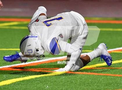 Thumbnail 2 in Charter Oak vs. Glendora photogallery.
