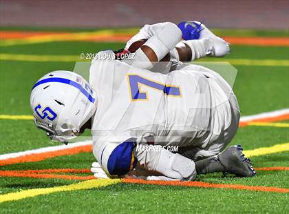 Thumbnail 3 in Charter Oak vs. Glendora photogallery.
