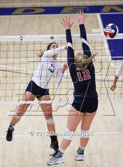 Thumbnail 2 in Liberty vs. Clovis East (CIF Central Section D1 Final) photogallery.