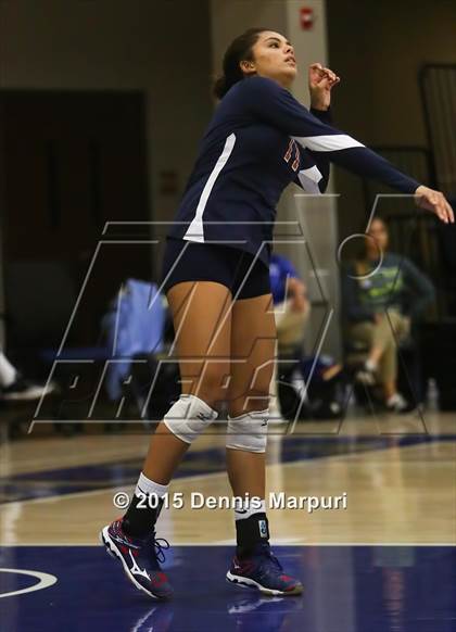 Thumbnail 1 in Liberty vs. Clovis East (CIF Central Section D1 Final) photogallery.