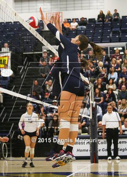 Thumbnail 3 in Liberty vs. Clovis East (CIF Central Section D1 Final) photogallery.
