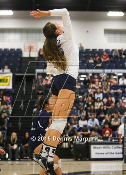 Thumbnail 1 in Liberty vs. Clovis East (CIF Central Section D1 Final) photogallery.