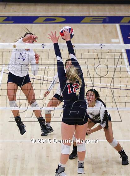 Thumbnail 2 in Liberty vs. Clovis East (CIF Central Section D1 Final) photogallery.