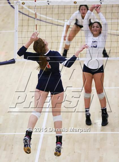 Thumbnail 2 in Liberty vs. Clovis East (CIF Central Section D1 Final) photogallery.