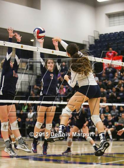 Thumbnail 3 in Liberty vs. Clovis East (CIF Central Section D1 Final) photogallery.