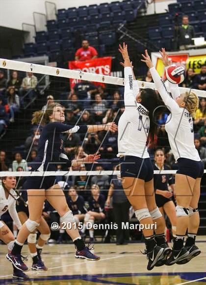 Thumbnail 2 in Liberty vs. Clovis East (CIF Central Section D1 Final) photogallery.