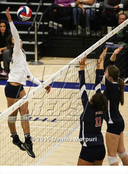 Thumbnail 1 in Liberty vs. Clovis East (CIF Central Section D1 Final) photogallery.