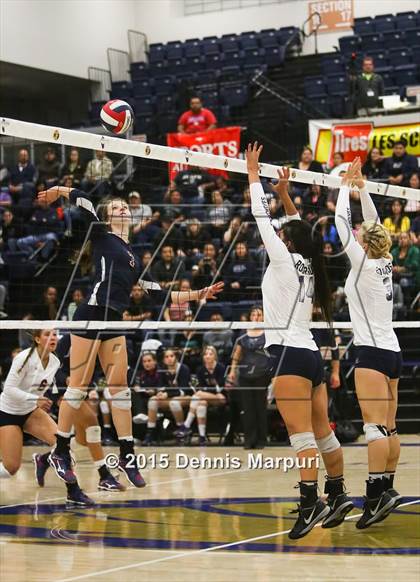 Thumbnail 1 in Liberty vs. Clovis East (CIF Central Section D1 Final) photogallery.