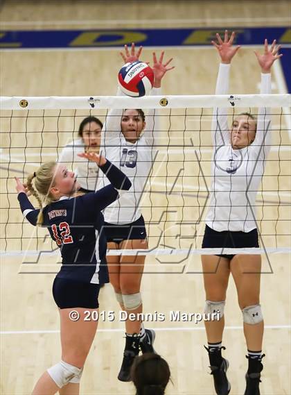 Thumbnail 2 in Liberty vs. Clovis East (CIF Central Section D1 Final) photogallery.