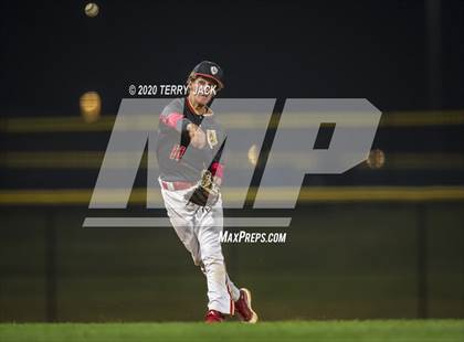 Thumbnail 3 in La Mirada vs. Orange Lutheran photogallery.