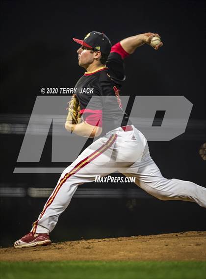 Thumbnail 2 in La Mirada vs. Orange Lutheran photogallery.