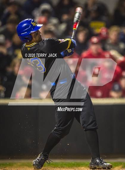 Thumbnail 3 in La Mirada vs. Orange Lutheran photogallery.