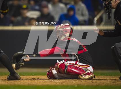 Thumbnail 2 in La Mirada vs. Orange Lutheran photogallery.