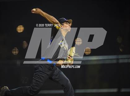 Thumbnail 2 in La Mirada vs. Orange Lutheran photogallery.