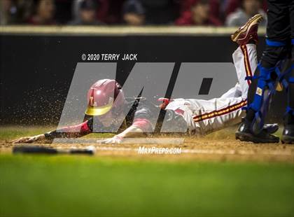 Thumbnail 1 in La Mirada vs. Orange Lutheran photogallery.