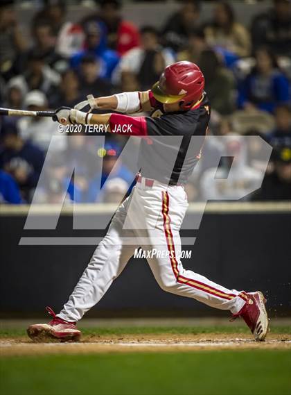 Thumbnail 2 in La Mirada vs. Orange Lutheran photogallery.