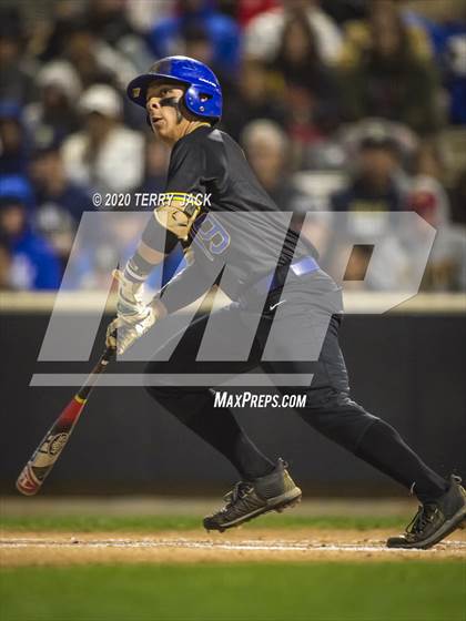 Thumbnail 3 in La Mirada vs. Orange Lutheran photogallery.