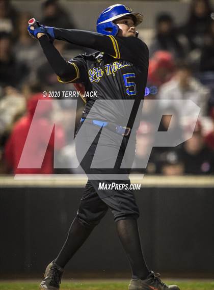 Thumbnail 2 in La Mirada vs. Orange Lutheran photogallery.