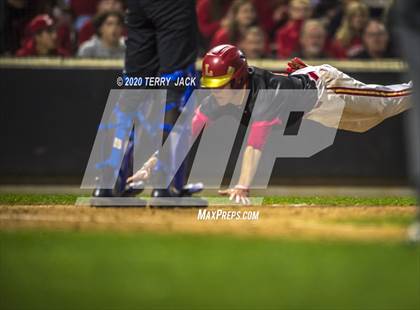 Thumbnail 2 in La Mirada vs. Orange Lutheran photogallery.