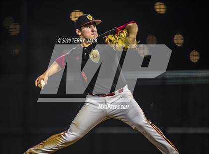 Thumbnail 3 in La Mirada vs. Orange Lutheran photogallery.