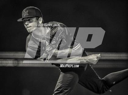 Thumbnail 2 in La Mirada vs. Orange Lutheran photogallery.