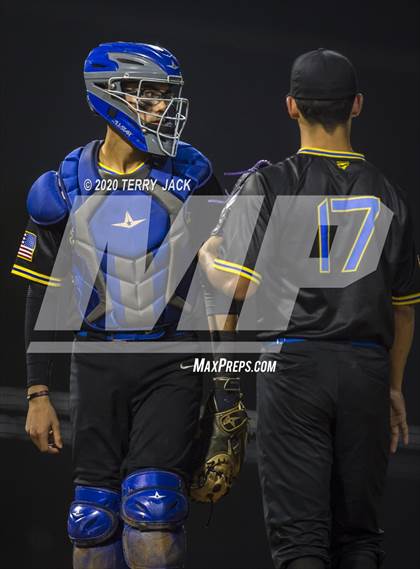 Thumbnail 3 in La Mirada vs. Orange Lutheran photogallery.