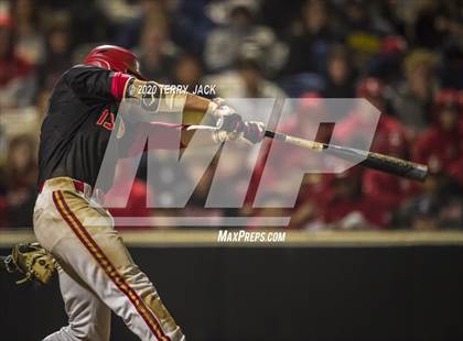Thumbnail 3 in La Mirada vs. Orange Lutheran photogallery.