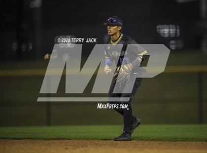 Thumbnail 3 in La Mirada vs. Orange Lutheran photogallery.
