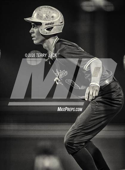 Thumbnail 1 in La Mirada vs. Orange Lutheran photogallery.
