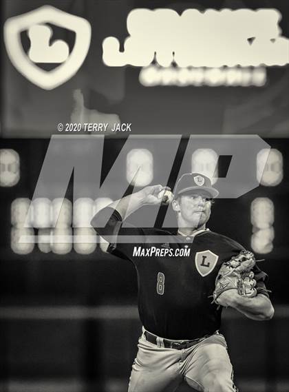 Thumbnail 2 in La Mirada vs. Orange Lutheran photogallery.