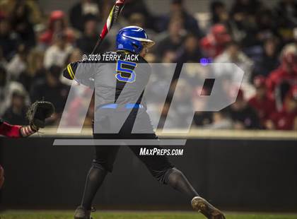 Thumbnail 3 in La Mirada vs. Orange Lutheran photogallery.